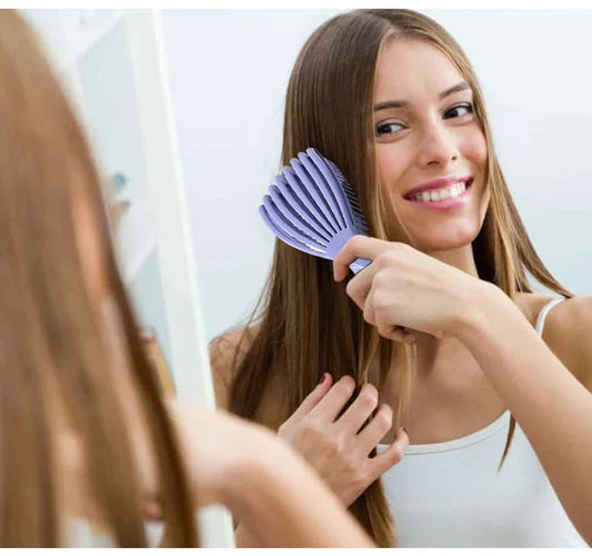 🏆 Last Day Special Price £9.99 ! 🔥Buy 1 Get 1 Free🎁Hollow Out Smooth Hair Fluffy Comb