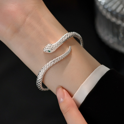 🏆 Last Day Special Price £9.99 ! 🎉 2026 Sale — Over 21,000 Sold! 🐍 Wrap Your Wrist in Mystery – A Serpent's Elegance, Yours to Wear! ✨